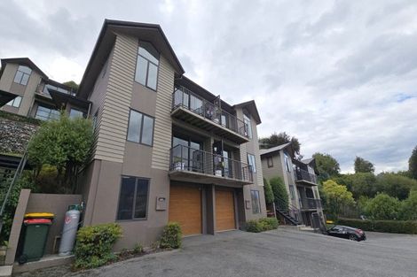 Photo of property in Arno Apartment, 11/8 Mckerrow Place, Sunshine Bay, Queenstown, 9300