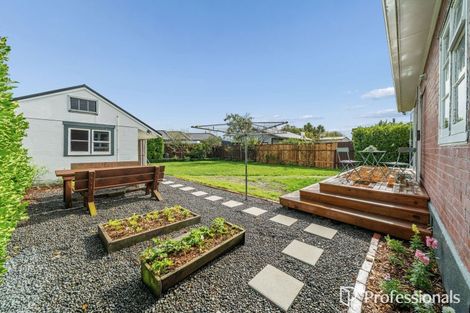 Photo of property in 9 Bell Road, Waiwhetu, Lower Hutt, 5010