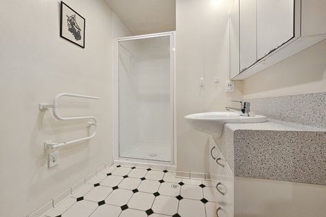 Photo of property in Terrace Heights Apartments, 4d/163 The Terrace, Wellington Central, Wellington, 6011