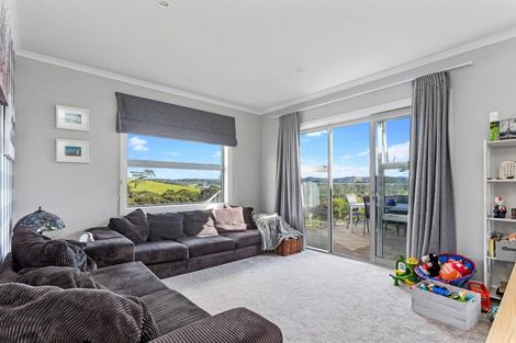 Photo of property in 252 Amreins Road, Taupaki, 0782