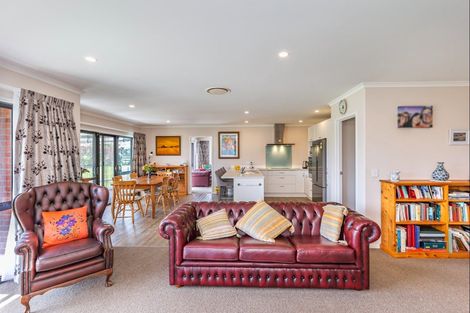 Photo of property in 2 Ivy Lane, Ohau, 5570