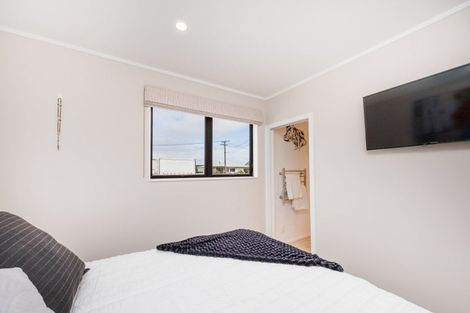 Photo of property in 55 Edinburgh Terrace, Foxton Beach, Foxton, 4815
