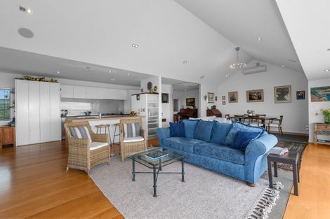 Photo of property in 17 Kiriwai Place, Matua, Tauranga, 3110