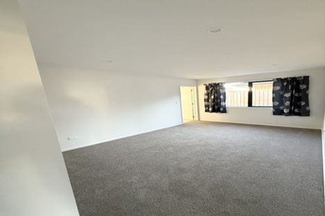 Photo of property in 32 Miromiro Street, Broomfield, Christchurch, 8042
