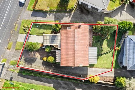 Photo of property in 1/3 Hall Road, Glenfield, Auckland, 0629