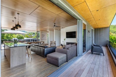 Photo of property in 6 Keitha Place, Kinloch, Taupo, 3377