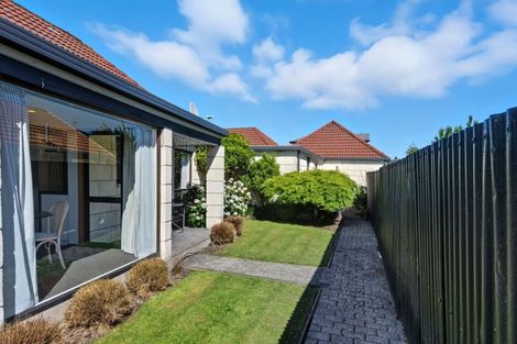 Photo of property in 5/4 Broadbent Street, Riccarton, Christchurch, 8041