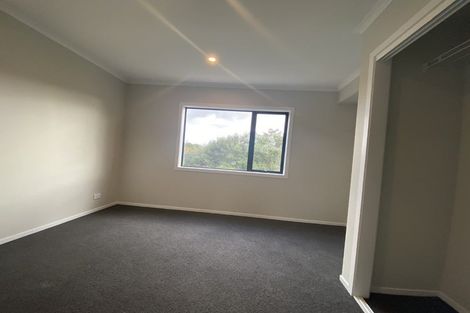 Photo of property in 2/125b Metcalfe Road, Ranui, Auckland, 0612