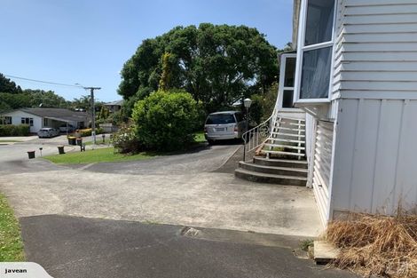 Photo of property in 11 The Glebe, Cockle Bay, Auckland, 2014