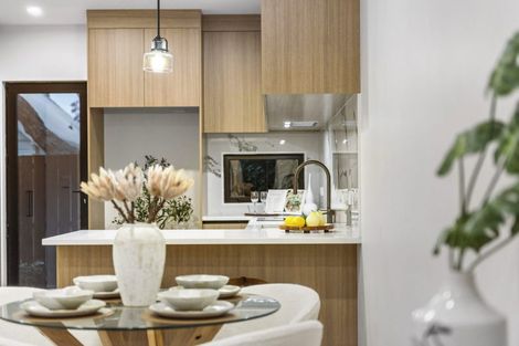 Photo of property in 16-18 Handley Avenue, Narrow Neck, Auckland, 0624