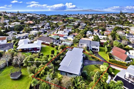 Photo of property in 12 Prestige Place, Castor Bay, Auckland, 0620