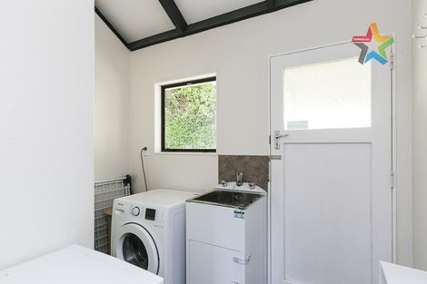 Photo of property in 13 Ruth Grove, Karori, Wellington, 6012