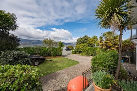 Photo of property in 97 Point Road, Monaco, Nelson, 7011