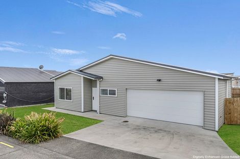 Photo of property in 17 Uatoto Road, Clarks Beach, 2122