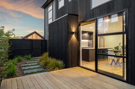 Photo of property in 22a Wroxton Terrace, Merivale, Christchurch, 8014
