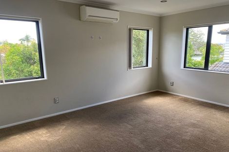 Photo of property in 813 Te Atatu Road, Te Atatu Peninsula, Auckland, 0610
