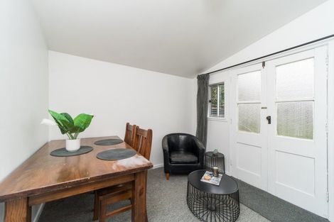 Photo of property in 9 Hinau Place, Cloverlea, Palmerston North, 4412