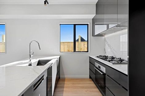 Photo of property in 5 Green Bamboo Road, Hobsonville, Auckland, 0616