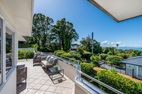 Photo of property in 1 Page Point, Mellons Bay, Auckland, 2014