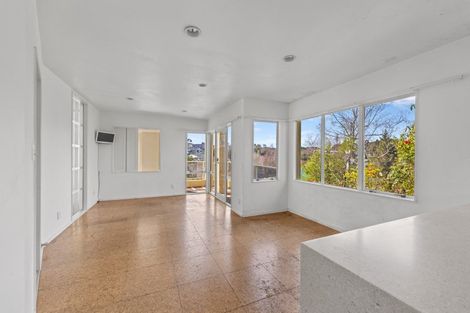 Photo of property in 3 Pentland Place, Highlands Park, New Plymouth, 4312