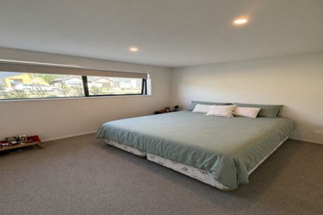 Photo of property in 2 Shelduck Road, Jacks Point, 9371