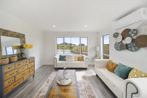 Photo of property in 38 Melgran Avenue, Papakura, 2110