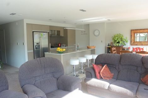 Photo of property in 11 The Mall, Mount Maunganui, 3116