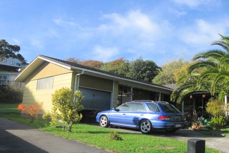 Photo of property in 41 Postgate Drive, Whitby, Porirua, 5024