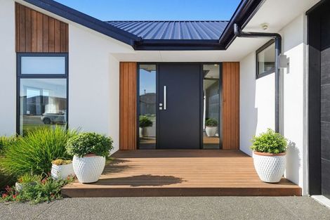 Photo of property in 19 Suffolk Drive, Kirwee, 7571