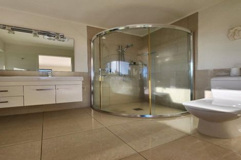 Photo of property in 118b Wairau Road, Oakura, 4314