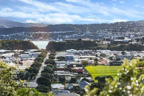 Photo of property in 139 Townsend Road, Miramar, Wellington, 6022