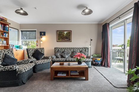 Photo of property in 16a Burgess Street, Te Aroha, 3320