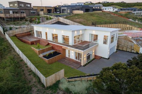 Photo of property in 98 Omahina Street, Raglan, 3225
