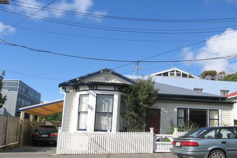 Photo of property in 7 Myrtle Crescent, Mount Cook, Wellington, 6021