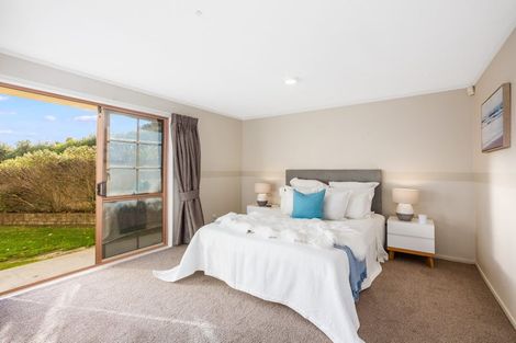 Photo of property in 17 Leeward Drive, Whitby, Porirua, 5024