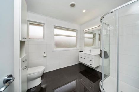 Photo of property in 264a Courtenay Street, Strandon, New Plymouth, 4312