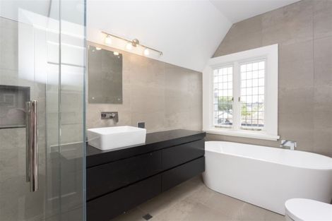 Photo of property in 35 Knowles Street, St Albans, Christchurch, 8052