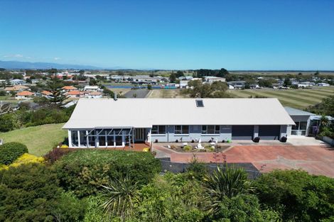 Photo of property in 33 Victoria Street, Foxton, 4814