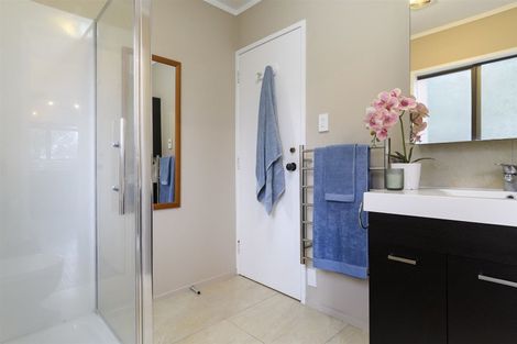 Photo of property in 16 Westwood Street, Bellevue, Tauranga, 3110