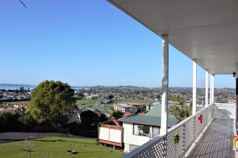 Photo of property in 61 West Hoe Heights, Orewa, 0931
