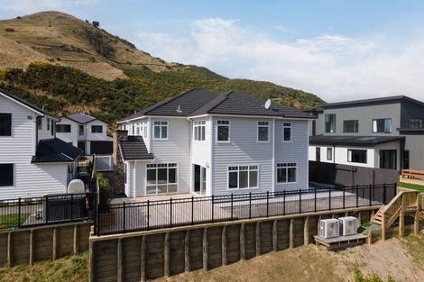Photo of property in 28 Farnworth Terrace, Churton Park, Wellington, 6037