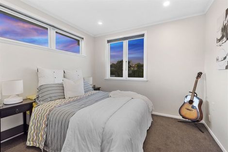 Photo of property in 6 Red Beach Road, Red Beach, 0932