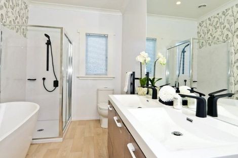 Photo of property in 11 Walsh Street, Forest Lake, Hamilton, 3200