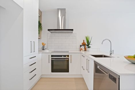 Photo of property in 4 Juniper Drive, Rosehill, 2113