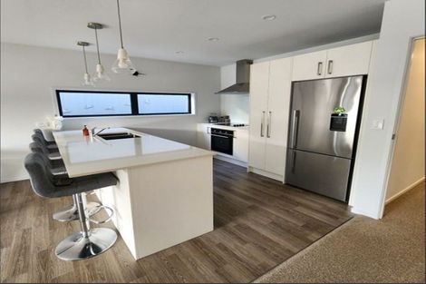 Photo of property in 6 Paddock Lane, Pukekohe, 2120