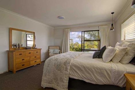 Photo of property in 80 Broomfields Road, Whitford, Howick, 2571