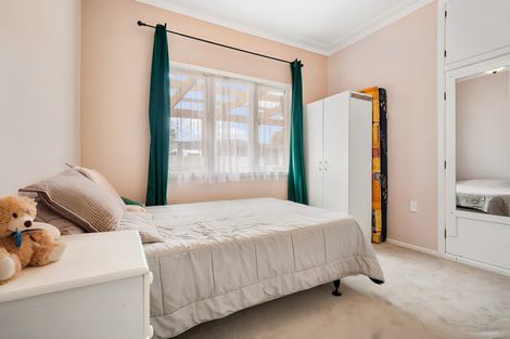 Photo of property in 11 Owens Road, Waiuku, 2123