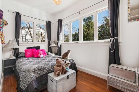 Photo of property in 6 Racecourse Road, Waiuku, 2123