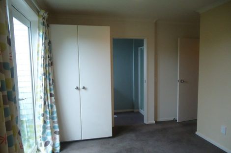 Photo of property in 2/57 Simla Crescent, Khandallah, Wellington, 6035