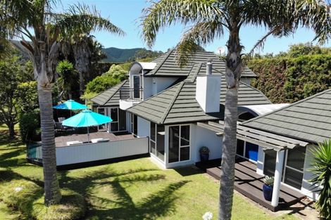 Photo of property in 98 Tangiteroria Lane, Pauanui, Hikuai, 3579
